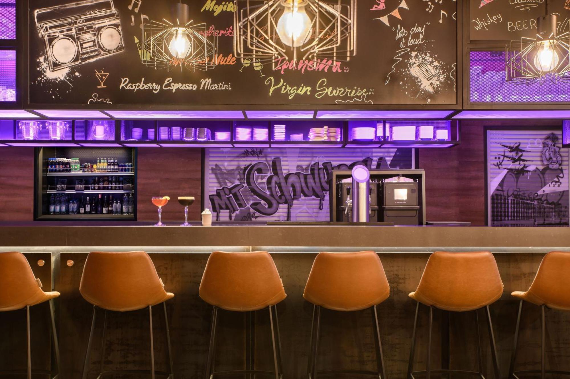 Moxy Dresden Neustadt Bagian luar foto
