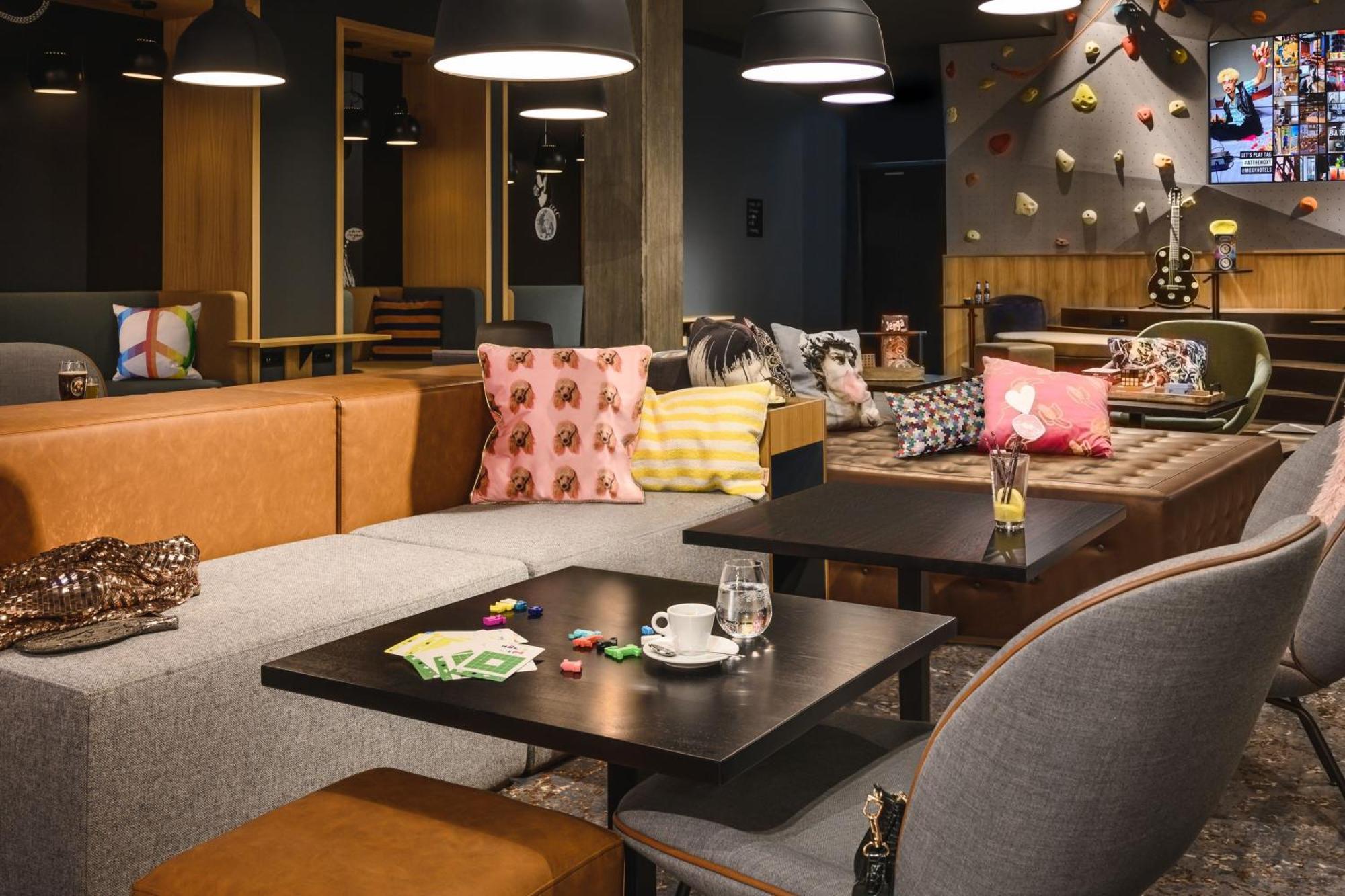 Moxy Dresden Neustadt Bagian luar foto
