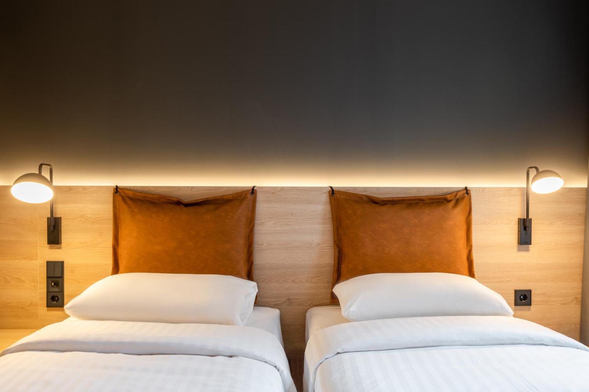 Moxy Dresden Neustadt Bagian luar foto