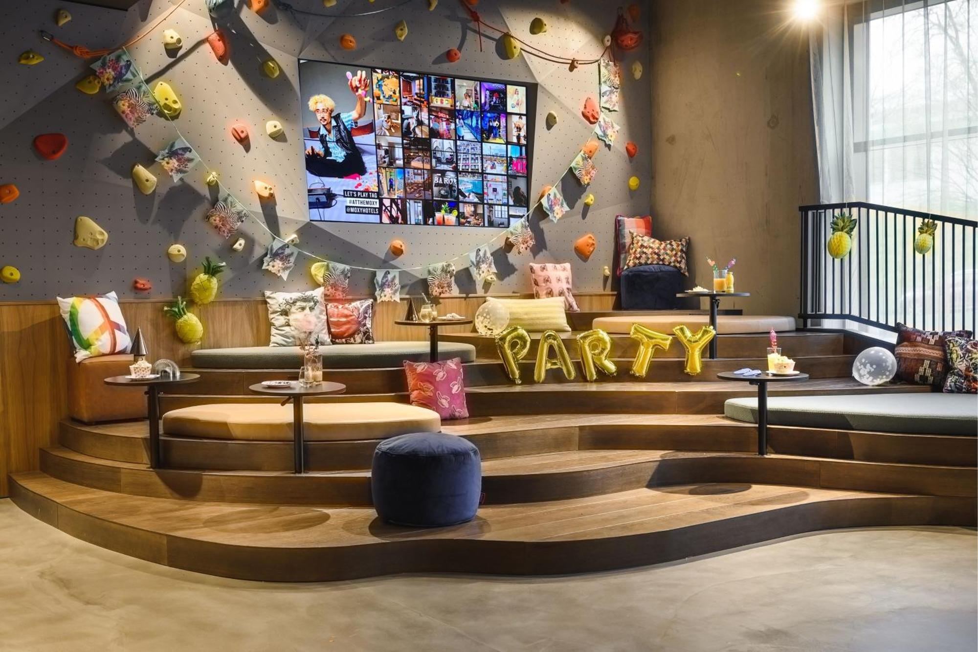 Moxy Dresden Neustadt Bagian luar foto