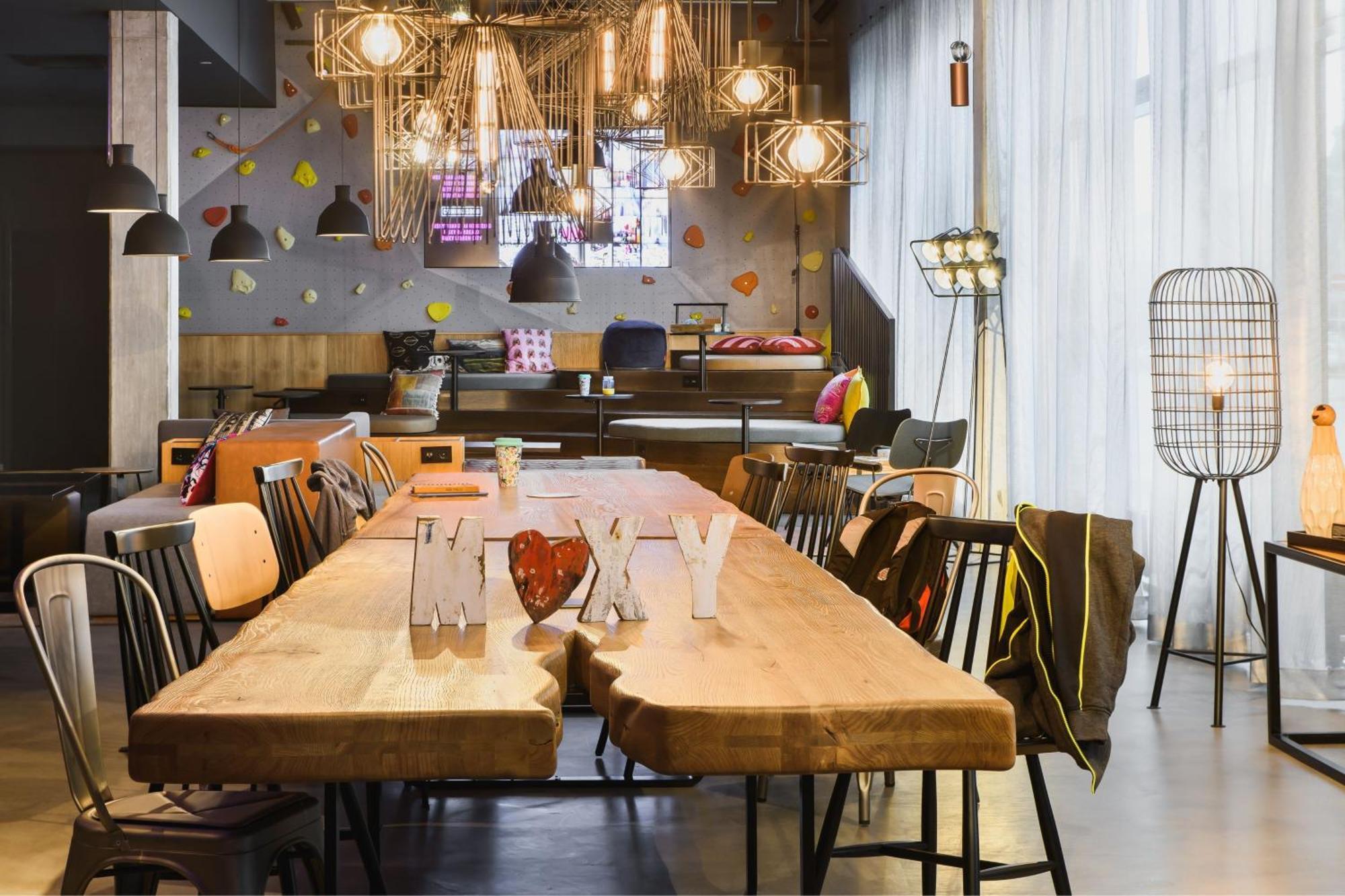 Moxy Dresden Neustadt Bagian luar foto